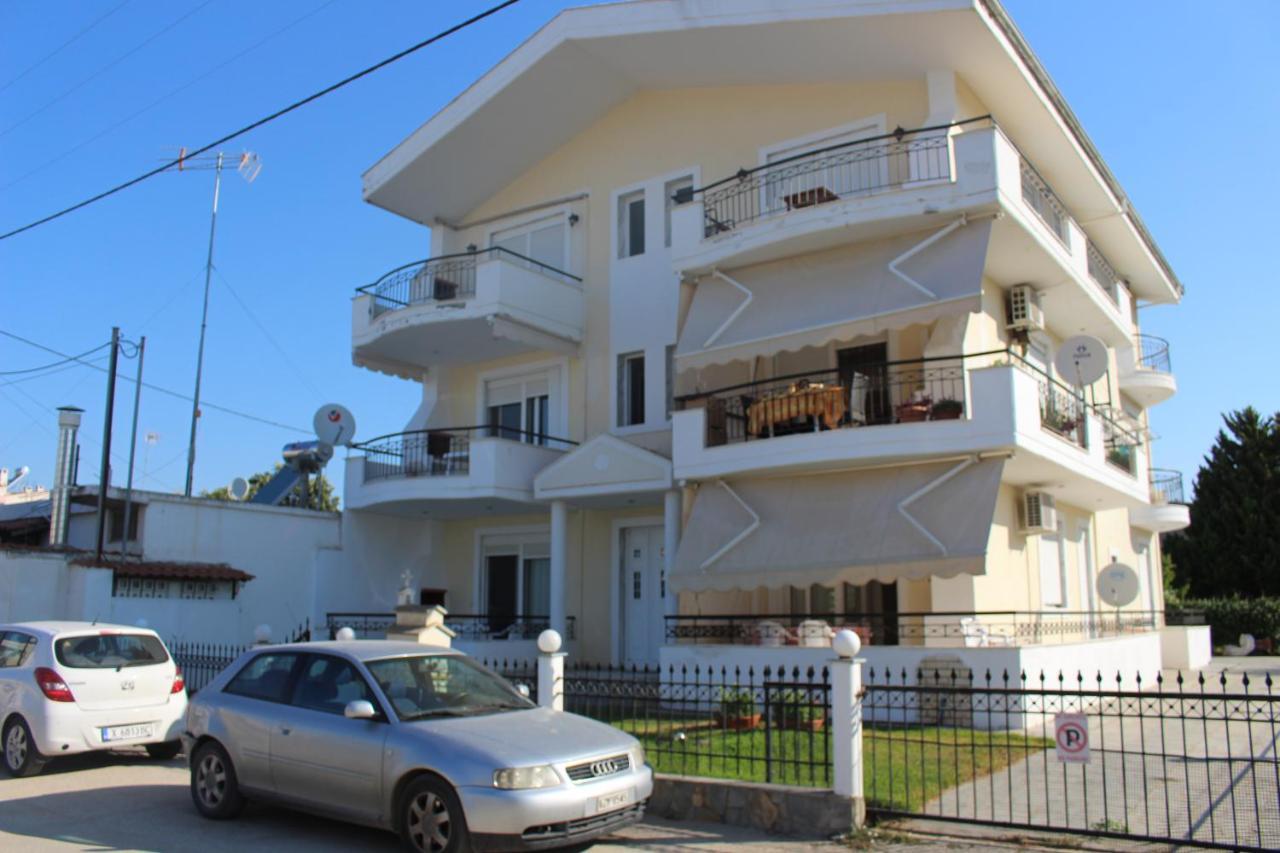 Paralia Ofriniou Gr Sunrise Apartments 3 Exterior photo